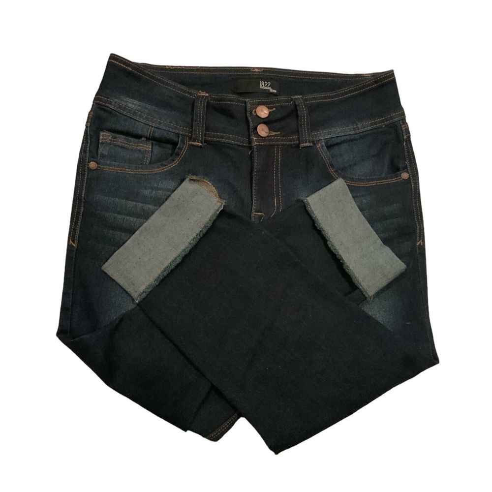 1822 denim, 8 cropped  *BOGO*